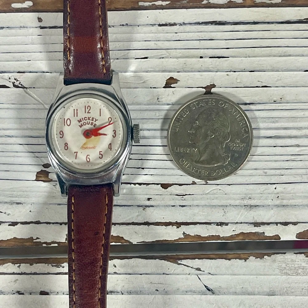 WORKING Vintage Ingersoll Mickey Mouse Watch USA Unisex Hand‎ Wind Disney
